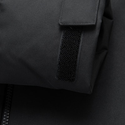 EMPORIO ARMANI EA7 FW23 黑色純棉拉鍊連帽外套 6RPB10-PNEEZ-1200 Details for EMPORIO ARMANI EA7 FW23 黑色純棉拉鍊連帽外套 6RPB10-PNEEZ-1200