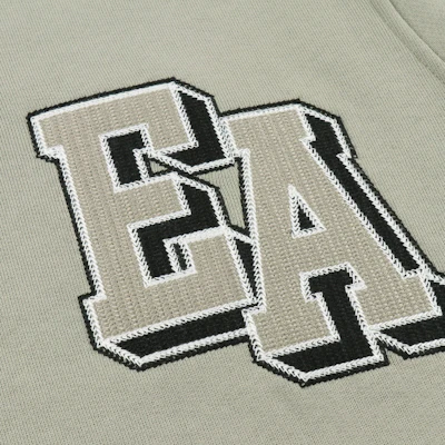 Emporio Armani EA7 FW23 Crewneck Sweatshirt dengan Logo Print. 6R1MG4-1JWPZ-0606 1