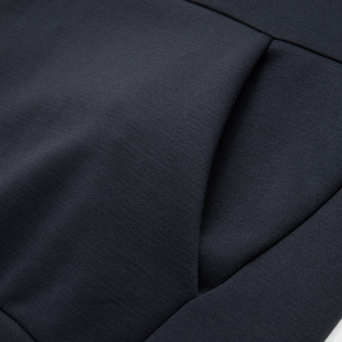 Sizing EMPORIO ARMANI EA7 FW23 标志抽绳连帽卫衣. 8NPM21-PJ4EZ-1578