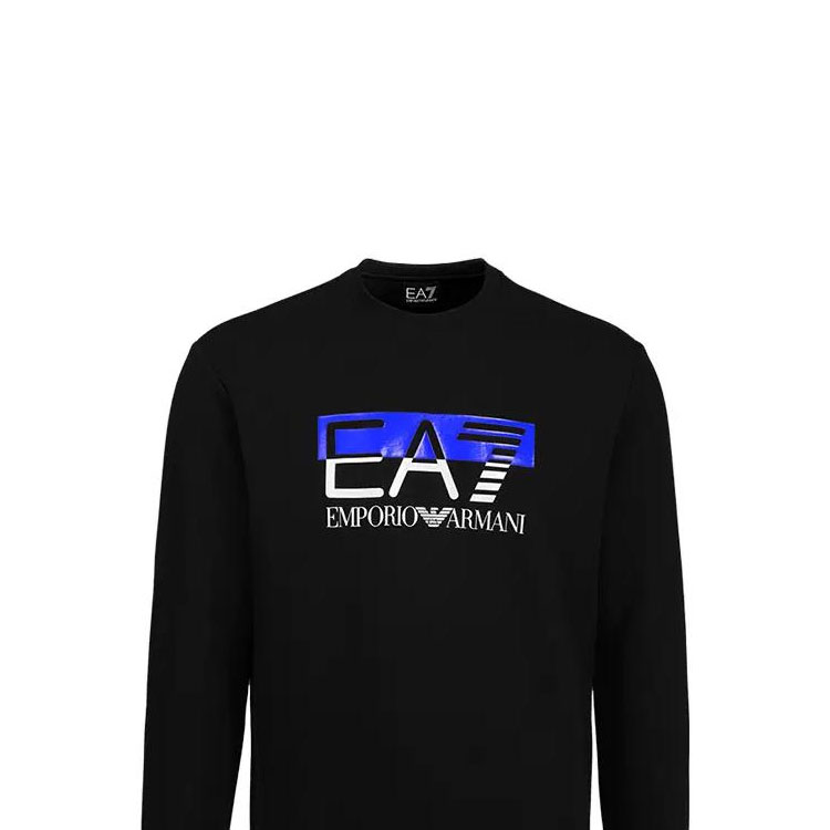 Lookbook Emporio Armani EA7 FW23 Crewneck Hitam dengan Cetak Huruf 6RPM01-PJ07Z-1200