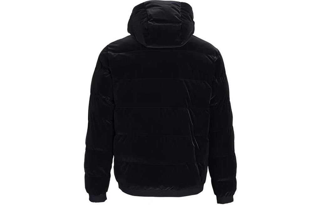 Lookbook EMPORIO ARMANI EA7 FW23男士黑色標誌印花連帽棉外套 6RPB19-PNEBZ-1200