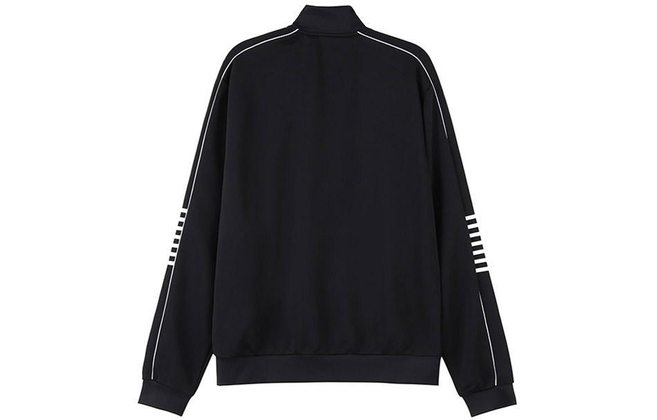 Lookbook Emporio Armani EA7 FW23 Baju Hitam Zip-Up dengan Cetakan Logo 6RPM07-PJ16Z-1200