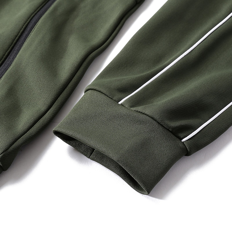 Sizing Emporio Armani EA7 Hoodie Logo Cetak Warna Hijau Gelap FW23 6RPM06-PJ16Z-1845