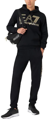 Emporio Armani EA7 FW23 Hoodie Logo Hitam 6RPM09-PJSHZ-0208 Shop Emporio Armani EA7 FW23 Hoodie Logo Hitam 6RPM09-PJSHZ-0208