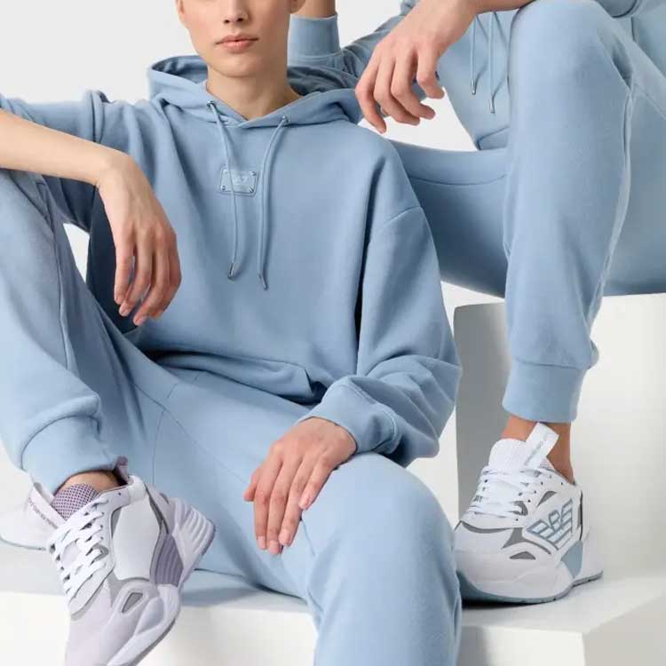 Details for EMPORIO ARMANI EA7 FW23 男女款寬鬆版淺藍色連帽衫。 3RUM78-TJPQZ-1541