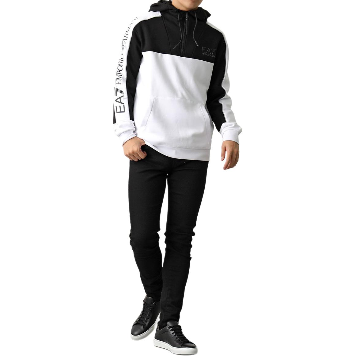 Lookbook Emporio Armani EA7 FW23 白色字母印花連帽寬鬆衛衣 6RPM30-PJ07Z-1100