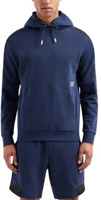 Emporio Armani EA7 Hoodie Navy Blue Lengan Panjang dengan Cetakan Logo 3DPM57-PJEQZ-0554 Shop Emporio Armani EA7 Hoodie Navy Blue Lengan Panjang dengan Cetakan Logo 3DPM57-PJEQZ-0554
