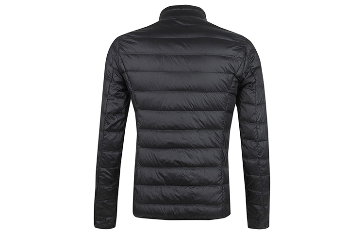 Lookbook Emporio Armani EA7 Jaket Puff Cetakan Logo Hitam 8NPB01-PN29Z-00208