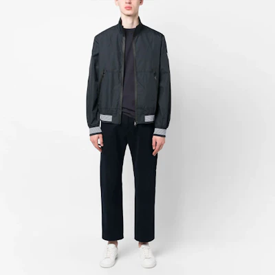 Emporio Armani EA7 海军蓝印花拉链外套 男士 SS23 系列 3RPB11-PN27Z-1578 Lookbook Emporio Armani EA7 海军蓝印花拉链外套 男士 SS23 系列 3RPB11-PN27Z-1578