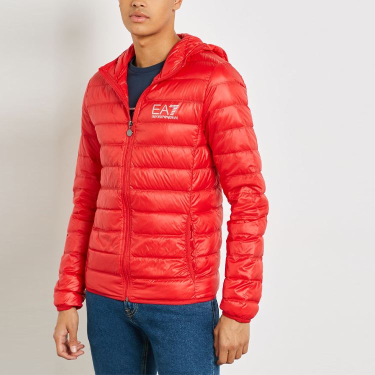 Purchase EMPORIO ARMANI EA7 Jaket Ringan Merah dengan Cetakan Logo 8NPB02-PN29Z-1451