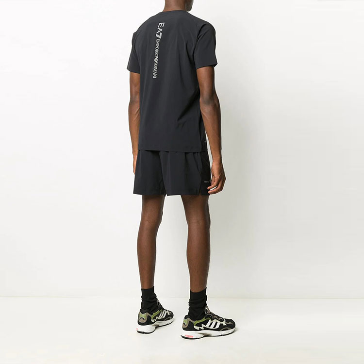 Shop 엠포리오 아르마니 EA7 SS21 블랙 로고 캐주얼 스포츠웨어 세트. 8NPV01-P-N2CZ