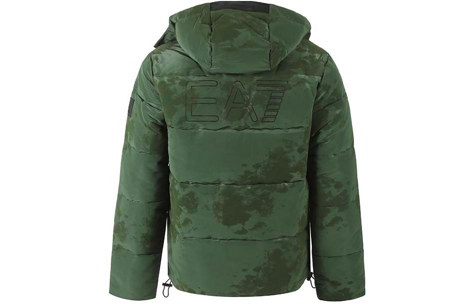 Lookbook EMPORIO ARMANI EA7 SS24 軍綠連帽拉鍊棉質外套 6RPB26-PNEPZ-1845