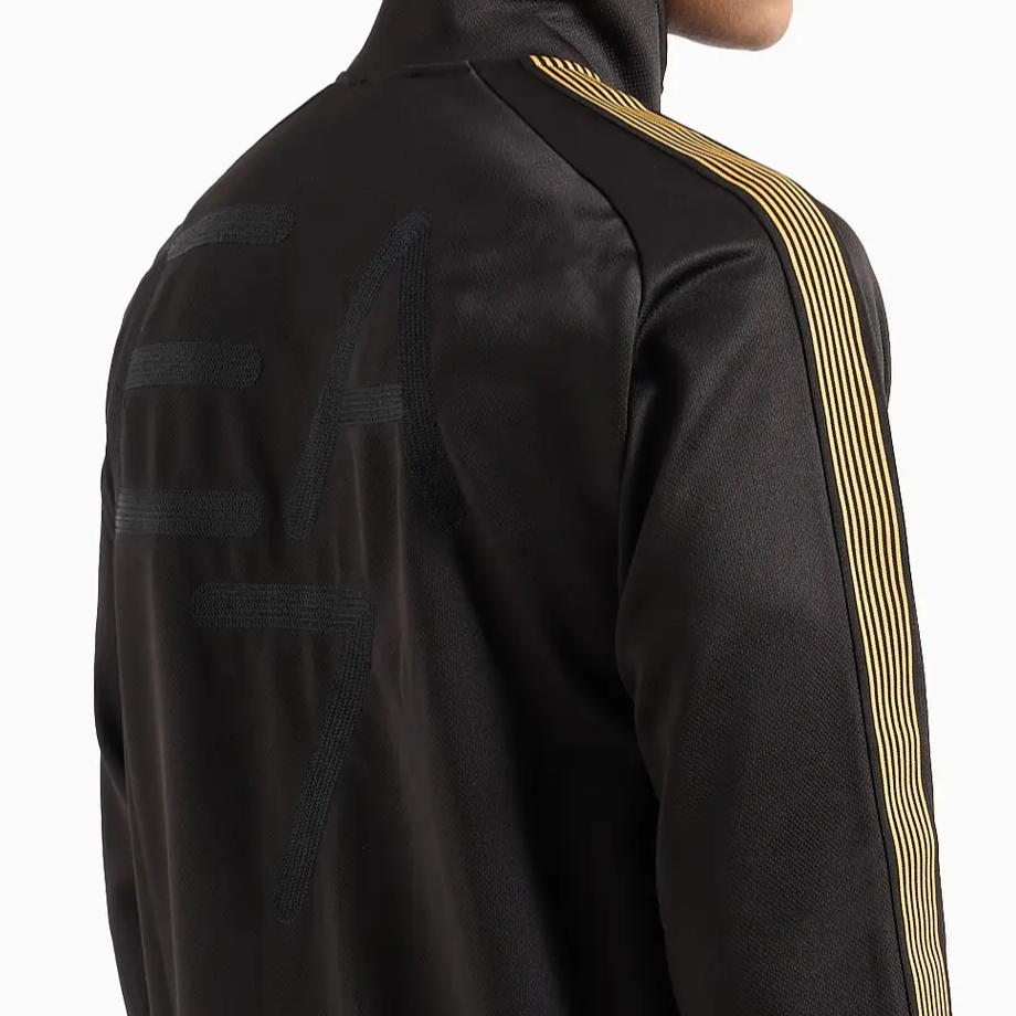 Lookbook Emporio Armani EA7 Jaket Logo Garis Resleting Pria Hitam SS24 3DPM80-PJMTZ-1200