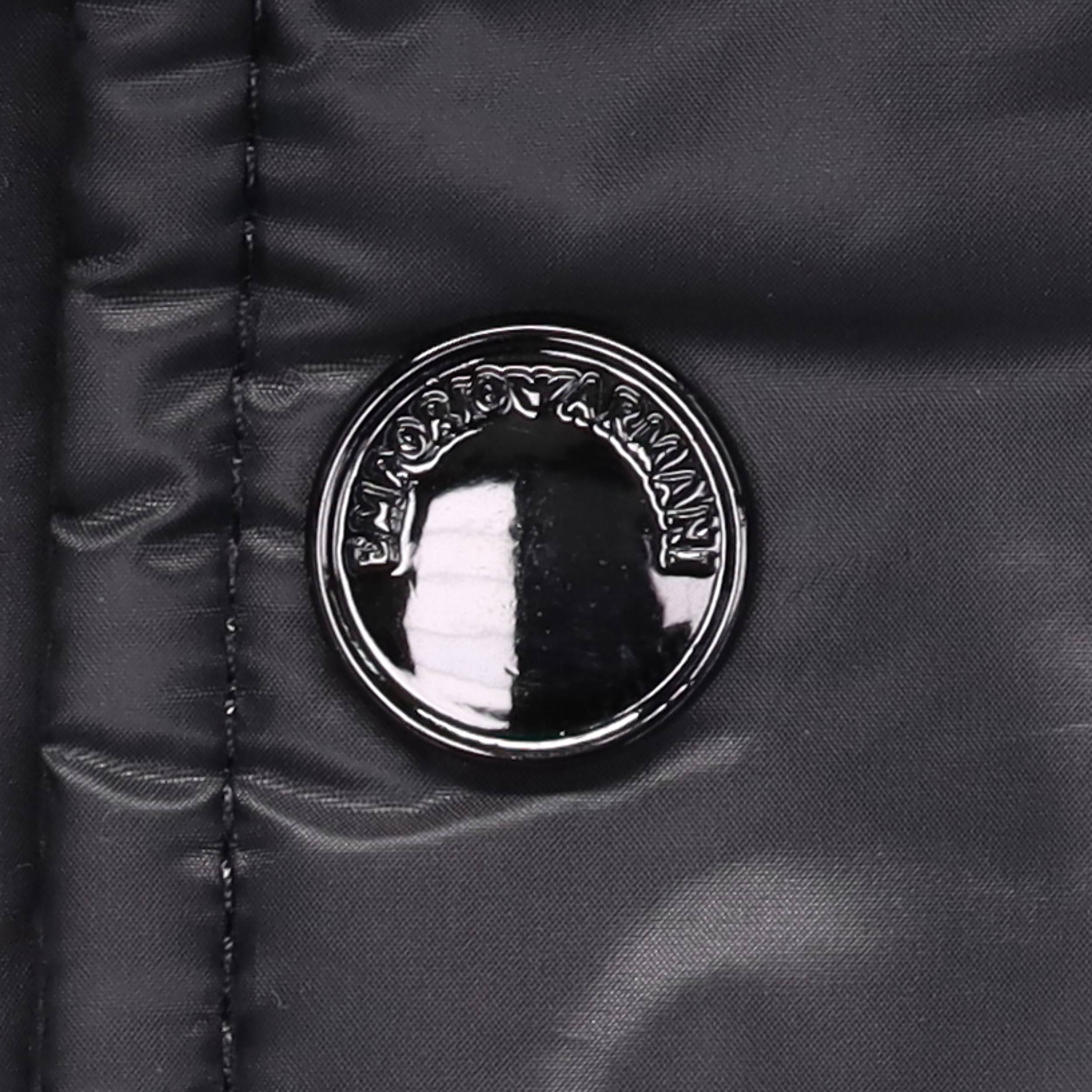 Shop エンポリオアルマーニ EA ブラック ロゴプリント付きフード付き冬用ダウンジャケット 6K1BA5-1NQGZ-0999