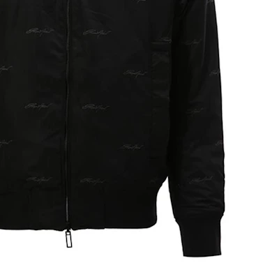 엠포리오 아르마니 자수 패턴 베이스볼 칼라 지퍼 자켓. 6K1B96-1NPEZ-0025 Sizing 엠포리오 아르마니 자수 패턴 베이스볼 칼라 지퍼 자켓. 6K1B96-1NPEZ-0025