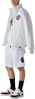 Emporio Armani 花卉字母印花拉鍊外套 - 米白色 3D1B8P1-K2CZ1-0103 Lookbook Emporio Armani 花卉字母印花拉鍊外套 - 米白色 3D1B8P1-K2CZ1-0103