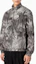 Lookbook Chaqueta Gris de Emporio Armani con Estampado Floral y Cremallera Manga Larga 3D1BH9-1NTDZ-1F617