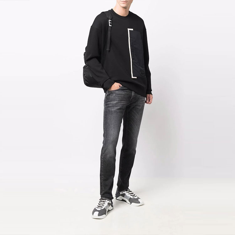 Emporio Armani FW21 Black Crewneck Pullover Sweatshirt with Front Pocket 6K1M87-1JHSZ-0999 圖 3