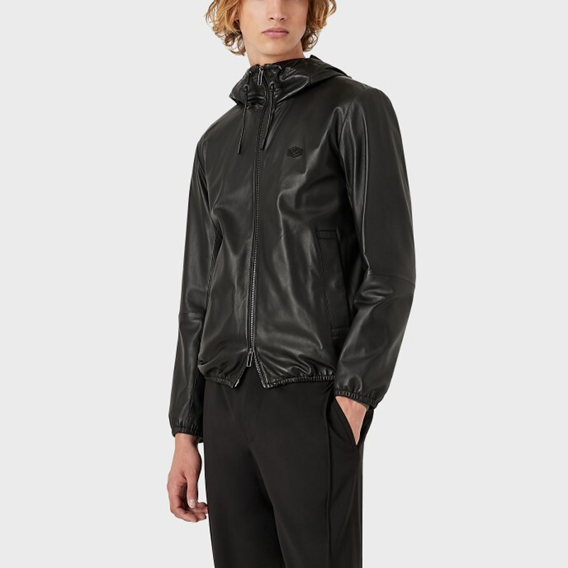Shop Emporio Armani FW21 黑色全拉鍊皮革連帽外套夹克. 01R54P-01P54-999