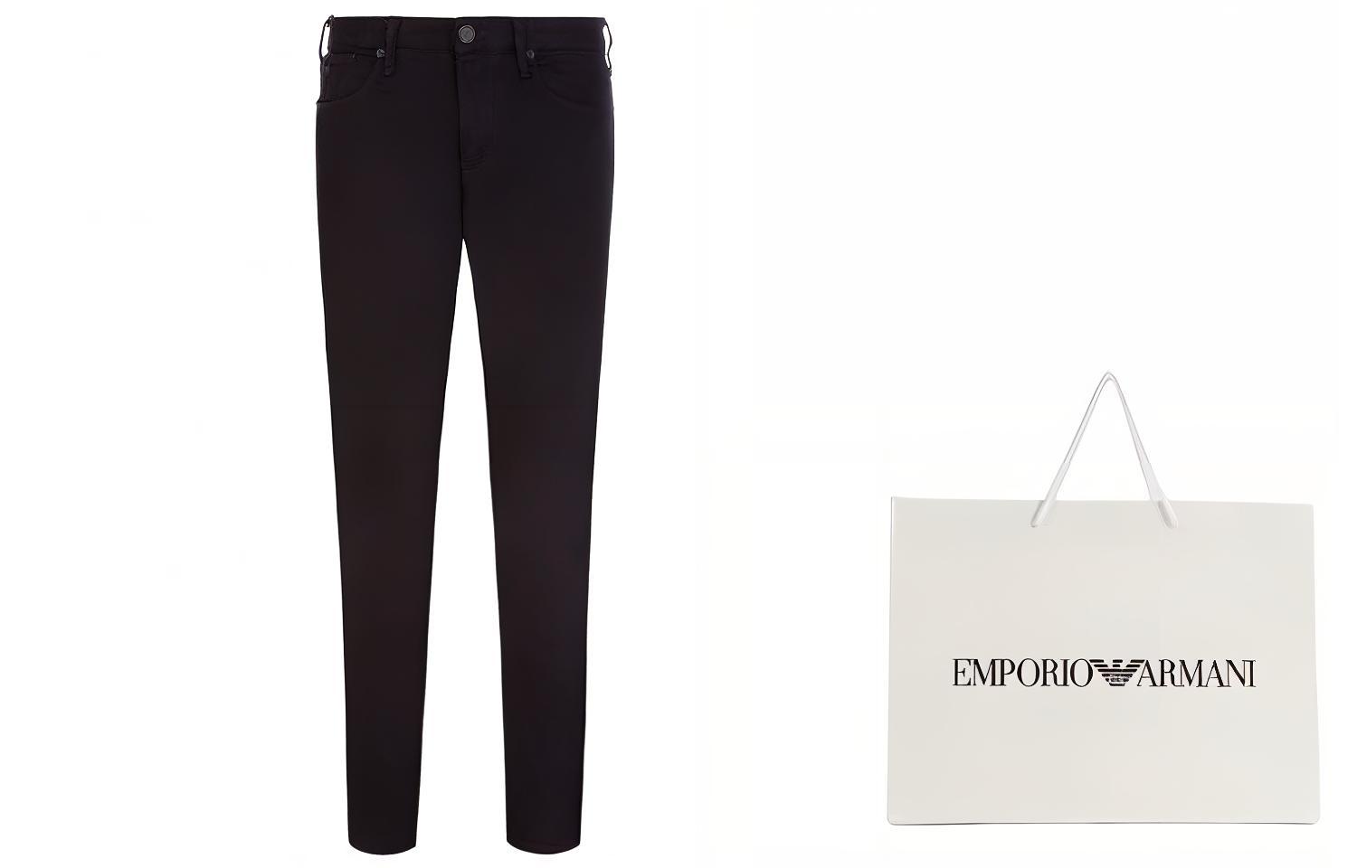 Lookbook EMPORIO ARMANI FW21 Essentials Jeans Hitam Kasual dengan Ritsleting. 8N1J06-1G0IZ-0005