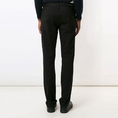 EMPORIO ARMANI FW21 Essentials Jeans Hitam Kasual dengan Ritsleting. 8N1J06-1G0IZ-0005 Details for EMPORIO ARMANI FW21 Essentials Jeans Hitam Kasual dengan Ritsleting. 8N1J06-1G0IZ-0005