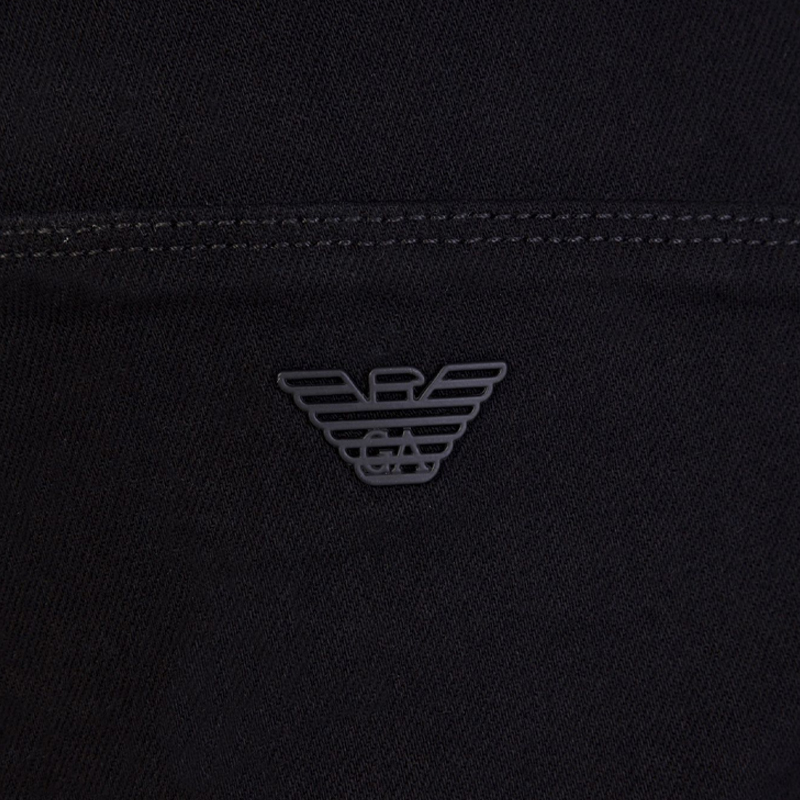 Sizing EMPORIO ARMANI FW21 Essentials Jeans Hitam Kasual dengan Ritsleting. 8N1J06-1G0IZ-0005