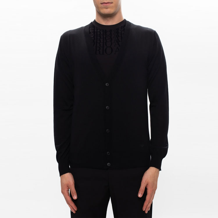 Purchase EMPORIO ARMANI FW21 黑色标志V领羊毛针织衫 Essentials 系列毛衣. 8N1E21-1M67Z-0999