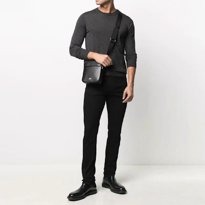 EMPORIO ARMANI FW21 Kelabu Wool Pullover Crewneck Sweater Lelaki. 8N1M42-1M67Z-0629 Lookbook EMPORIO ARMANI FW21 Kelabu Wool Pullover Crewneck Sweater Lelaki. 8N1M42-1M67Z-0629