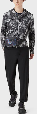 EMPORIO ARMANI FW21 星空印花标志黑色夹克外套 B1R410-B1017-991 Lookbook EMPORIO ARMANI FW21 星空印花标志黑色夹克外套 B1R410-B1017-991