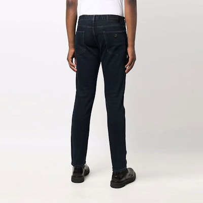EMPORIO ARMANI FW21 Slim Fit Jeans Logo - Biru. 8N1J06-1G0IZ-0942 Purchase EMPORIO ARMANI FW21 Slim Fit Jeans Logo - Biru. 8N1J06-1G0IZ-0942
