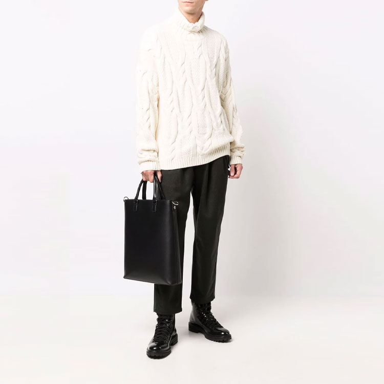 Lookbook エンポリオアルマーニ FW21 ホワイト ウール タートルネック セーター カジュアルデザイン 6K1MW5-1M34Z-0102