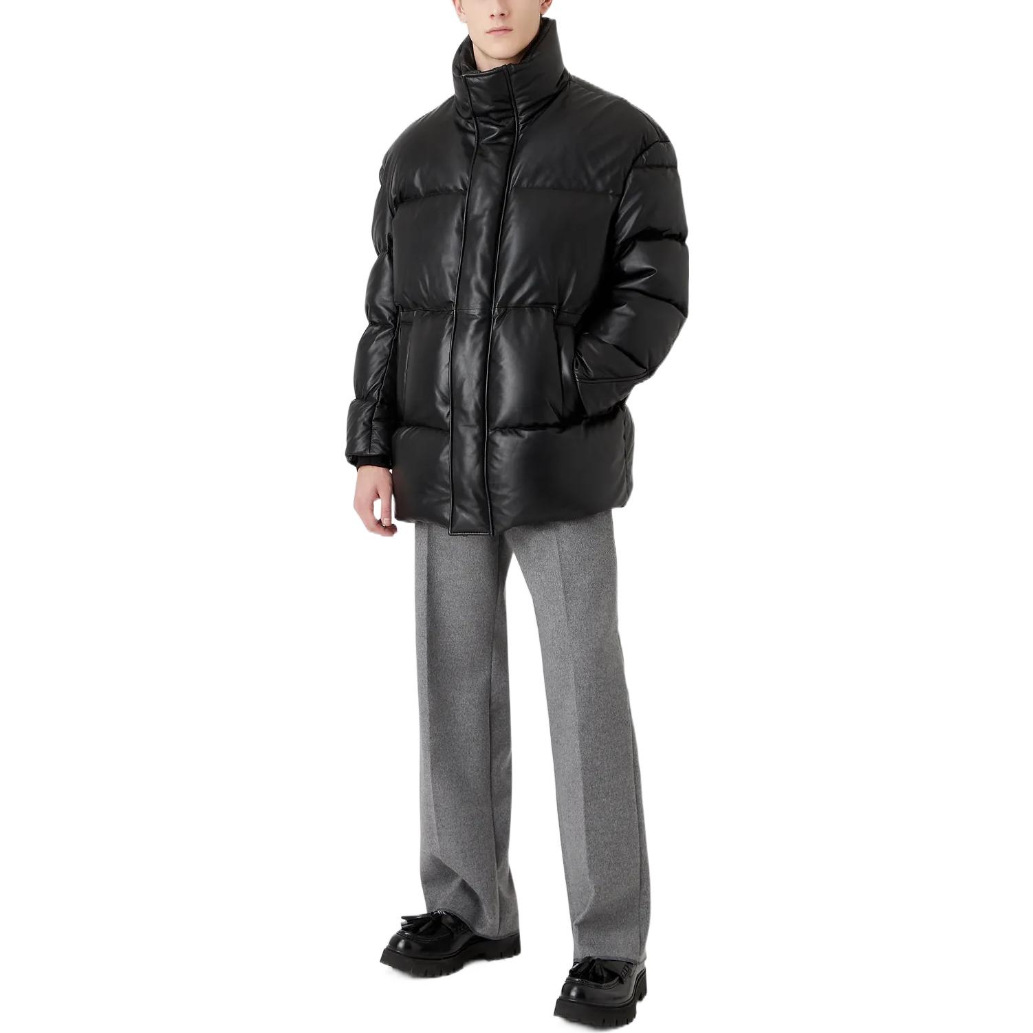 Lookbook Emporio Armani FW22 Jaket Bulu Panjang Hitam H31B85-C1P8A-1999