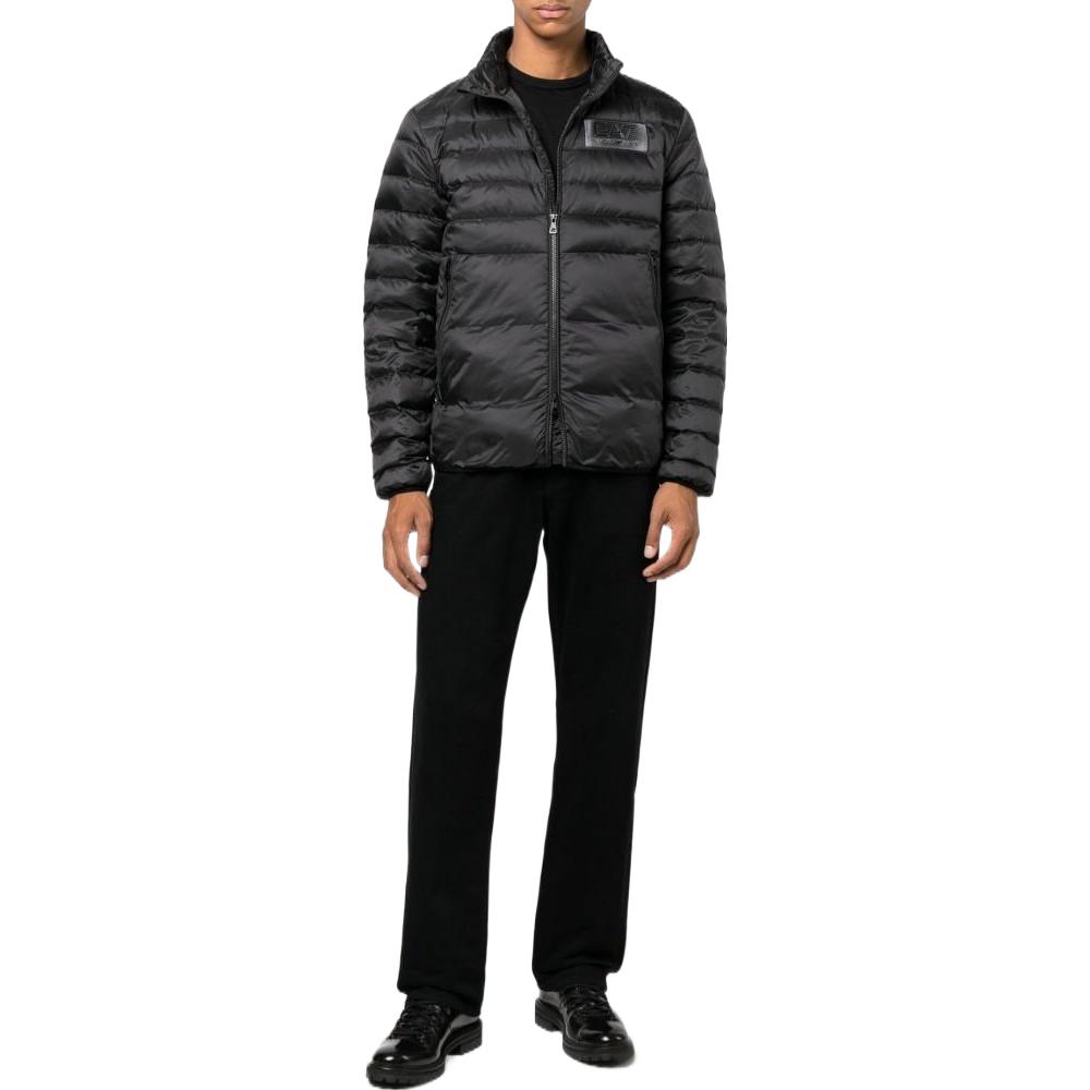 Shop EMPORIO ARMANI FW22 黑色純色羽絨外套 6LPB14PN5ZZ1200