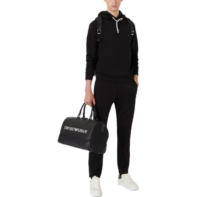 Lookbook EMPORIO ARMANI FW22 Seluar Jogger Knit Kasual Hitam dengan Tali Serut 8N1PD81-JHSZ1-0999