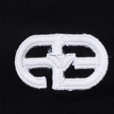 EMPORIO ARMANI FW22 Hitam Sweatshirt Zip-Up Logo Sulaman. 6L1M85-1JHSZ-0999 Sizing EMPORIO ARMANI FW22 Hitam Sweatshirt Zip-Up Logo Sulaman. 6L1M85-1JHSZ-0999