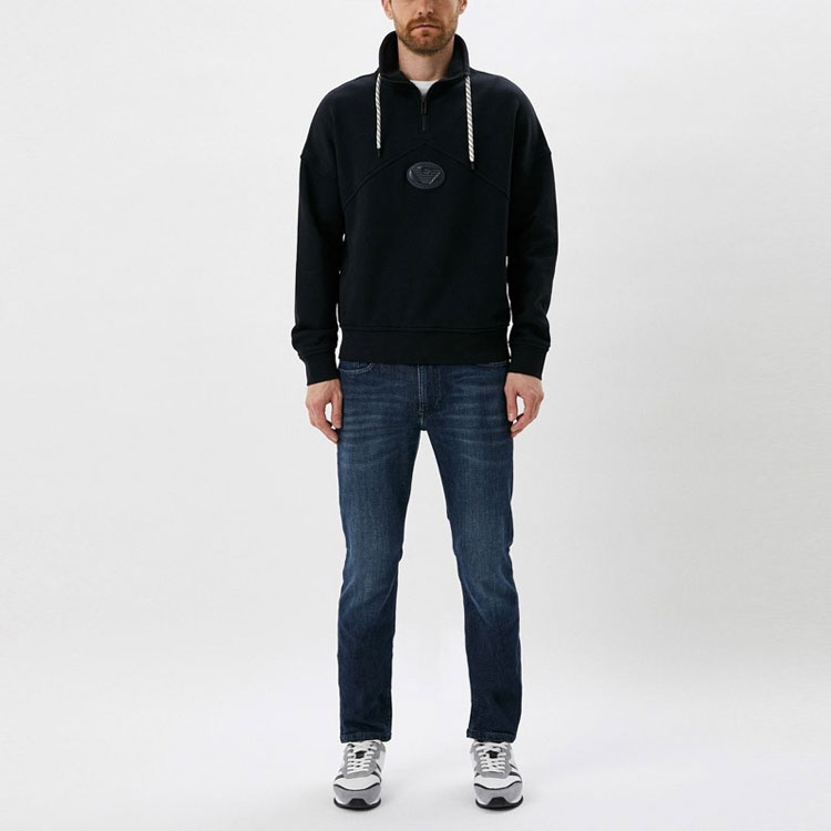 Lookbook EMPORIO ARMANI FW22 半拉鍊徽標海軍藍長袖衛衣。 6L1M81-1JWPZ-0920