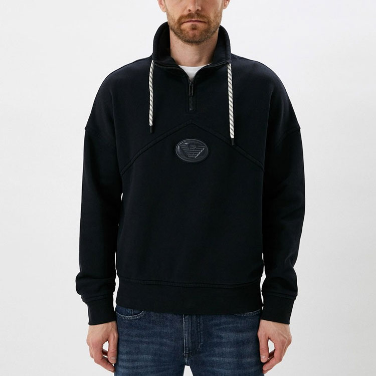 Shop EMPORIO ARMANI FW22 半拉鍊徽標海軍藍長袖衛衣。 6L1M81-1JWPZ-0920