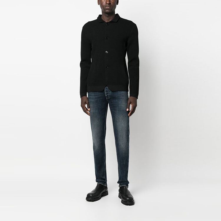 Lookbook EMPORIO ARMANI FW22 Seluar Jeans Denim Biru Indigo Straight-Leg Mid-Rise. 6L1J75-1DS5Z-0942