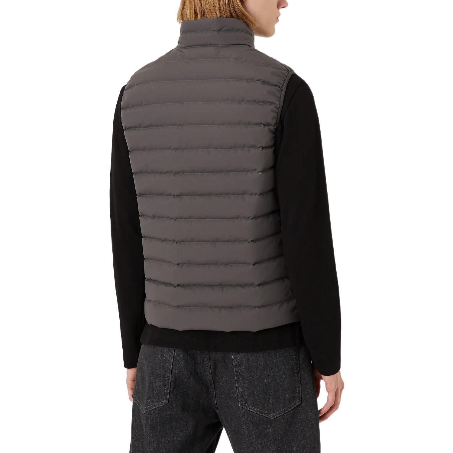 Purchase Emporio Armani 2022秋冬灰色简约款绗缝羽绒马甲。 8N1BQ11-NLRZ1-0633