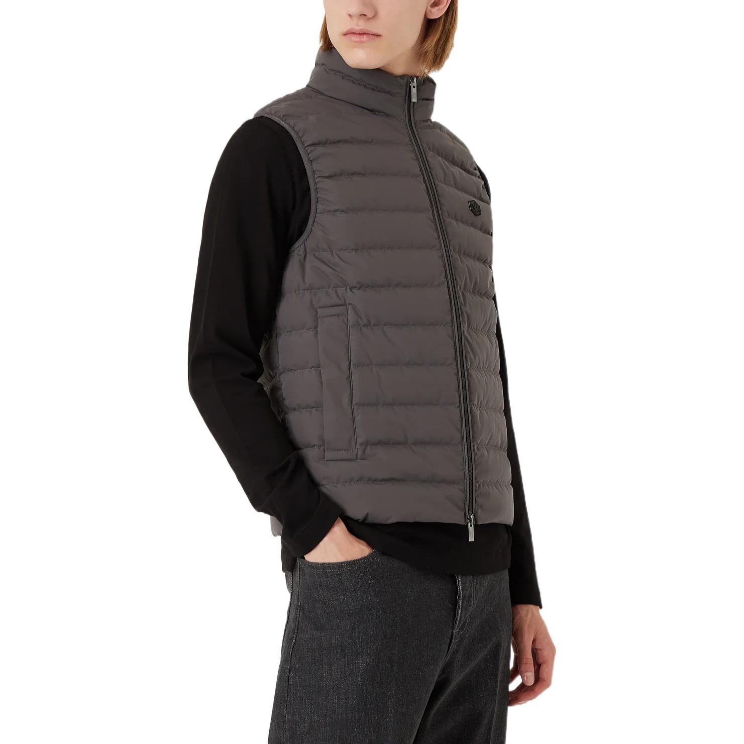 Details for Emporio Armani 2022秋冬灰色简约款绗缝羽绒马甲。 8N1BQ11-NLRZ1-0633