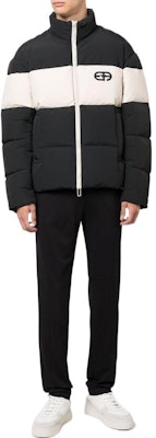 Chaqueta Emporio Armani FW22 Colorblock Logo Acolchada Negra. 6L1BL7-1NKZZ-0920 Lookbook Chaqueta Emporio Armani FW22 Colorblock Logo Acolchada Negra. 6L1BL7-1NKZZ-0920