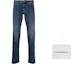 Lookbook EMPORIO ARMANI FW22 Esenciales Jeans Azules Rectos de Tiro Medio Lavados. 8N1J06-1G19Z-0942