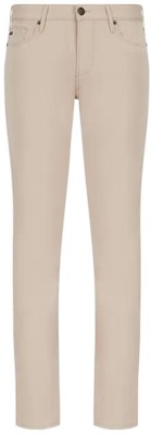 EMPORIO ARMANI FW22 Celana Jeans Pria Logo Mid-Rise Warna Solid. 8N1J06-1GN0Z-0142 Buy EMPORIO ARMANI FW22 Celana Jeans Pria Logo Mid-Rise Warna Solid. 8N1J06-1GN0Z-0142