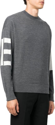 EMPORIO ARMANI FW22 Logo Print Crewneck Sweatshirt Men’s Grey. 6L1MXV-1MBZZ-F620 Purchase EMPORIO ARMANI FW22 Logo Print Crewneck Sweatshirt Men’s Grey. 6L1MXV-1MBZZ-F620