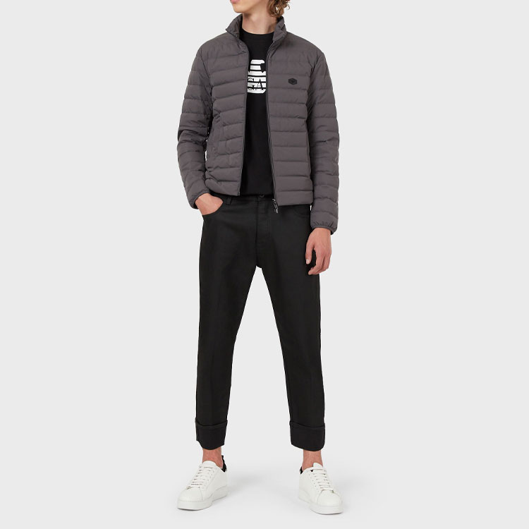 Lookbook Chaqueta Hombre EMPORIO ARMANI FW22 Acolchada con Cremallera - Gris 8N1BQ21-NLRZ1-0633