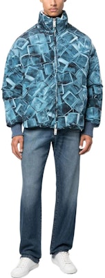 エンポリオアルマーニ FW22 リバーシブル 幾何学模様 メンズダウンジャケット 6L1B8H-1N65Z-F933 Lookbook エンポリオアルマーニ FW22 リバーシブル 幾何学模様 メンズダウンジャケット 6L1B8H-1N65Z-F933