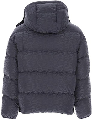 Chaqueta Reversible con Capucha Emporio Armani FW22 Azul Marino. 6L1BH2-1NLLZ-0920 Lookbook Chaqueta Reversible con Capucha Emporio Armani FW22 Azul Marino. 6L1BH2-1NLLZ-0920