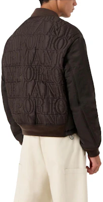 エンポリオアルマーニ FW23 アーミーグリーン Vネック ロゴ ジップアップ ボンバージャケット 6R1B761-NIJZ1-05A6 Shop エンポリオアルマーニ FW23 アーミーグリーン Vネック ロゴ ジップアップ ボンバージャケット 6R1B761-NIJZ1-05A6