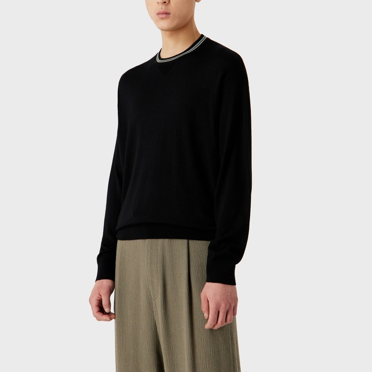 Lookbook エンポリオ・アルマーニ FW23 ブラック クルーネック ニット セーター ストライプトリム付き 6R1MXG-1MNGZ-0999