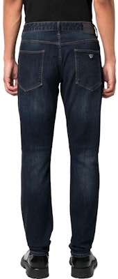 EMPORIO ARMANI FW23 蓝色水洗直筒拉链牛仔裤 6R1J06-1DRHZ-0941 Shop EMPORIO ARMANI FW23 蓝色水洗直筒拉链牛仔裤 6R1J06-1DRHZ-0941
